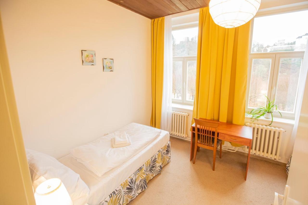 Pension V Parku Cesky Sternberk Exteriér fotografie